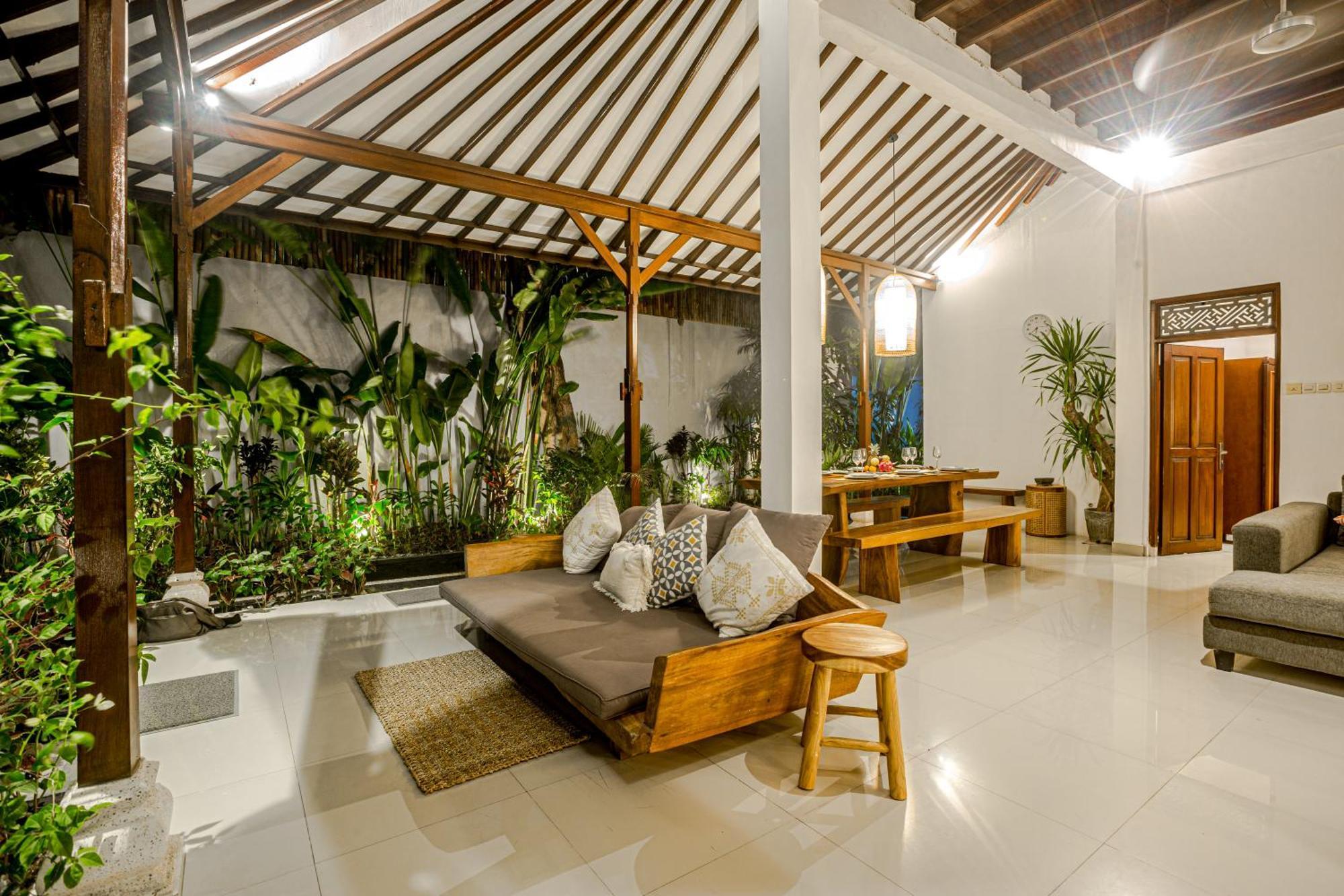 Deba 4 By Bali Solutions Villa *